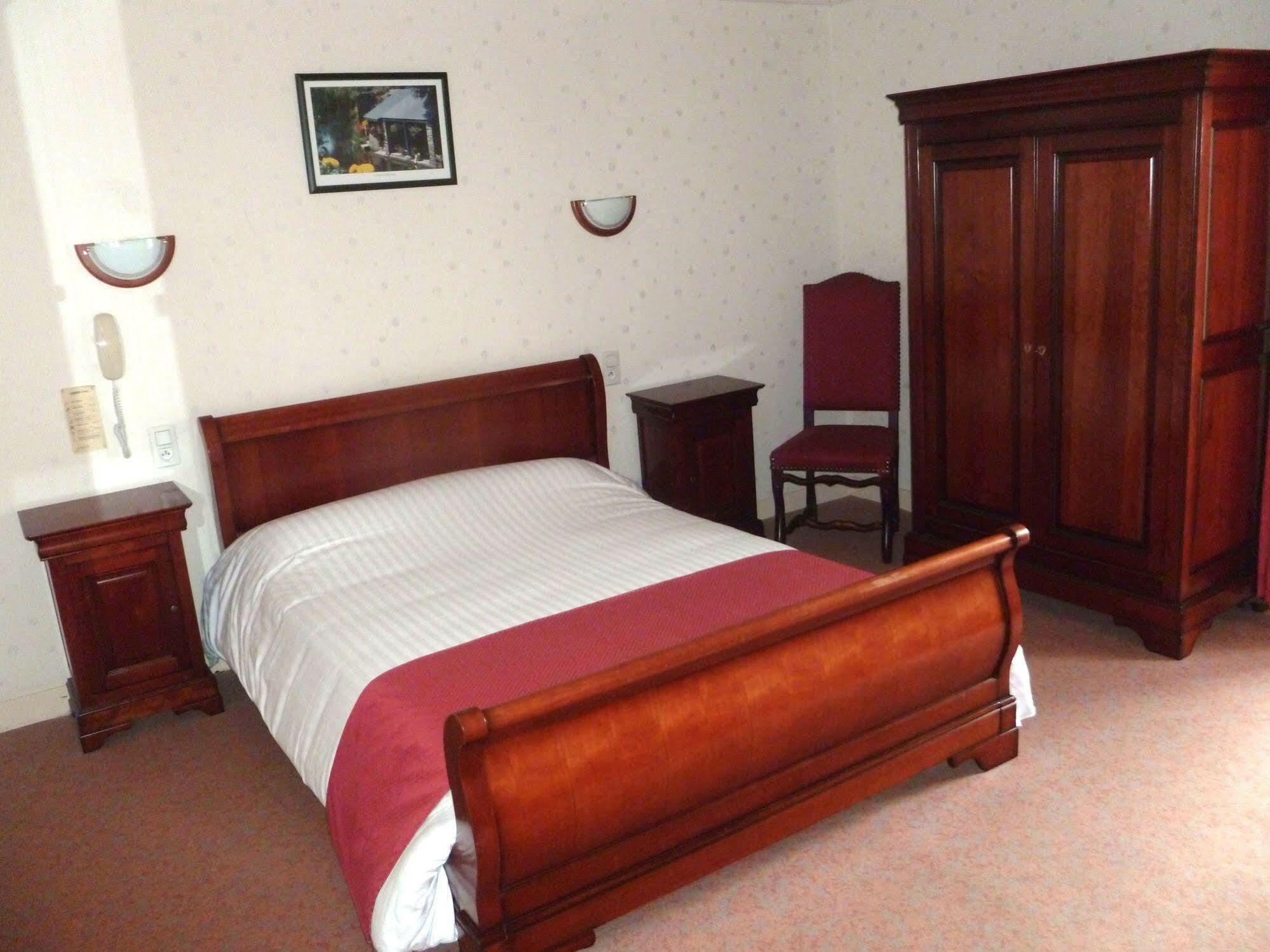 Le Relais De La Rance - Chambres D'Hotes Quédillac Екстериор снимка